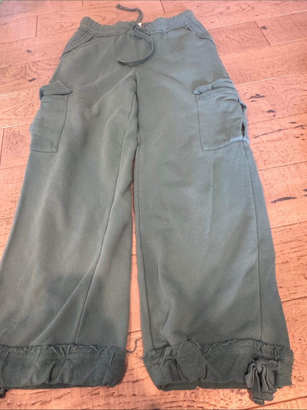 Vintage Havana Wide Leg Cargo Sweatpants